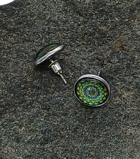 Náušnice "Zelená harmonie" - 12mm
